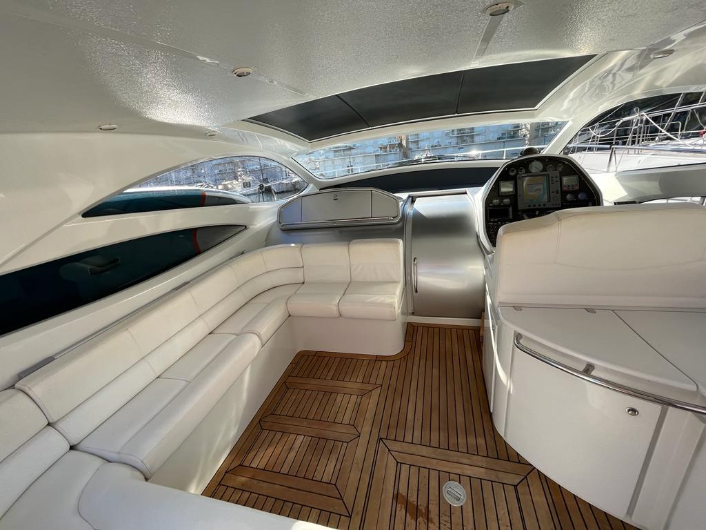 2004 PERSHING 50' 